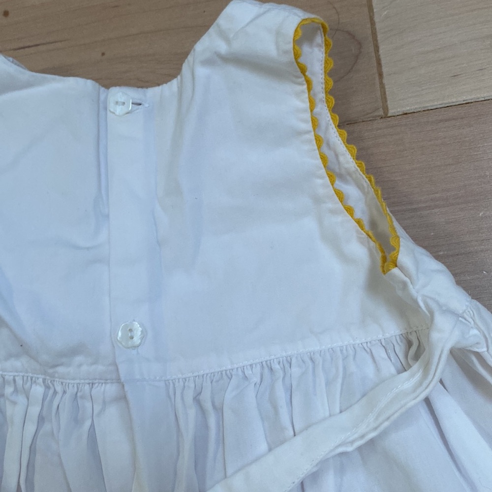 Jacadi girls white yellow blue embroidered flowers cotton back buttons dress - Picture 8 of 9